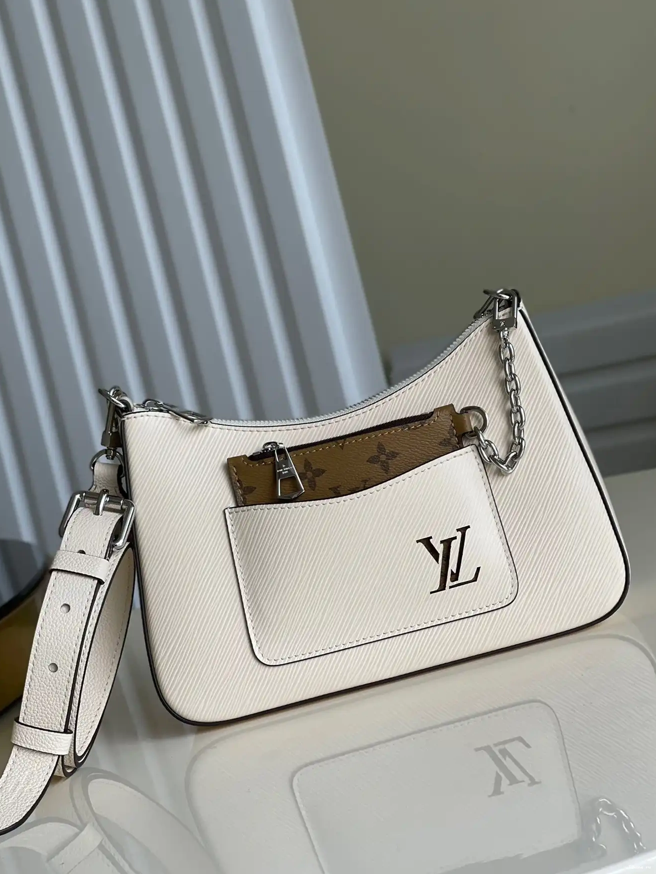 Affordable MARELLE VUITTON LOUIS 0611